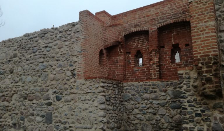 Konserwacja i zabezpieczenie fragmentów murów obronnych – Barlinek